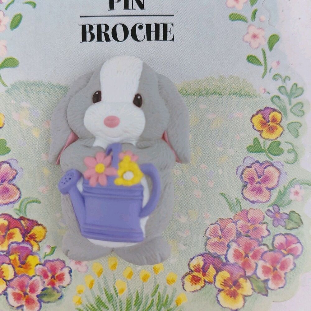 Hallmark Easter Lapel Pin Brooch Vtg Grey Bunny Rabbit NOS 2000 Spring - Picture 3 of 8
